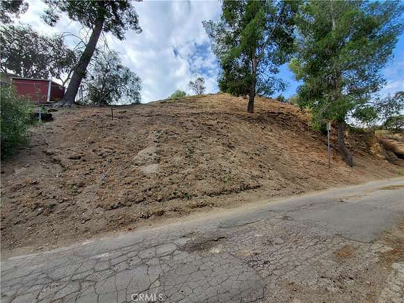 0.81 Acres of Residential Land for Sale in Sunland, California