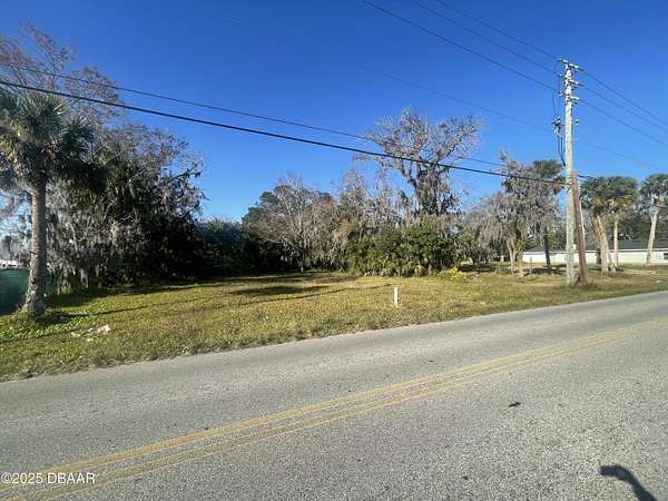 0.9 Acres of Land for Sale in Daytona Beach, Florida