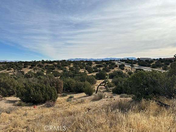 23.57 Acres of Land for Sale in Oak Hills, California