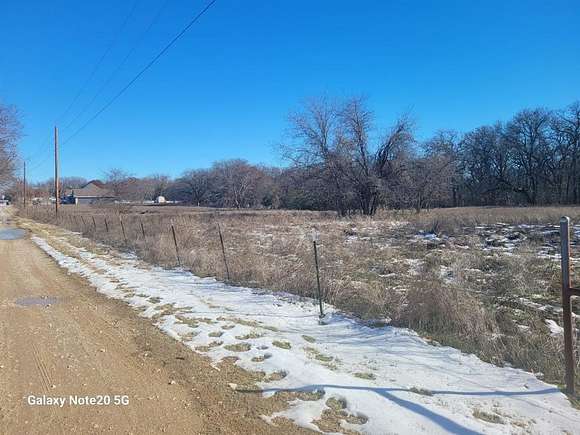 1.83 Acres of Residential Land for Sale in Newark, Texas