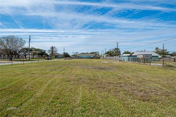 0.63 Acres of Mixed-Use Land for Sale in Rockport, Texas