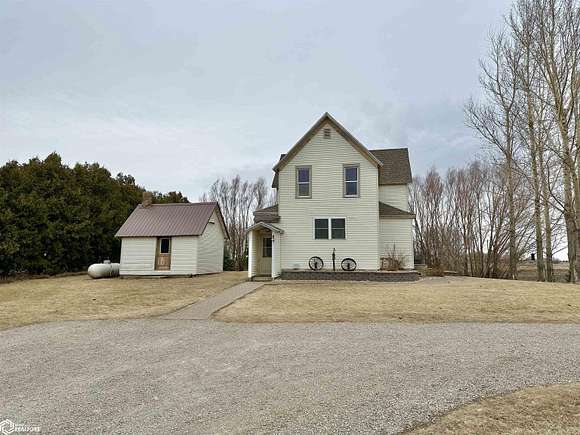 5.32 Acres of Residential Land with Home for Sale in Buffalo Center, Iowa