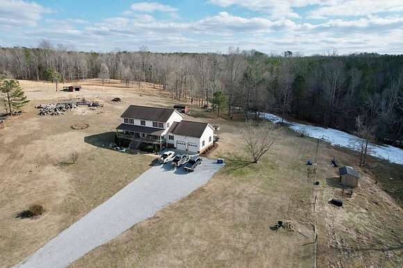 10.72 Acres of Land with Home for Sale in Blackstone, Virginia