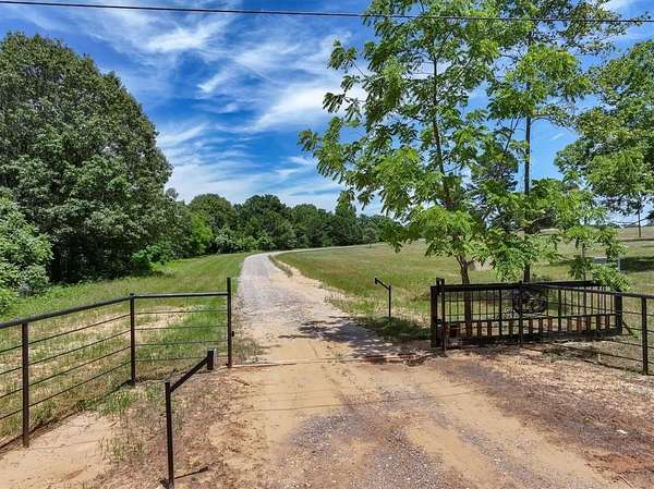 146 Acres of Recreational Land for Sale in Ben Wheeler, Texas