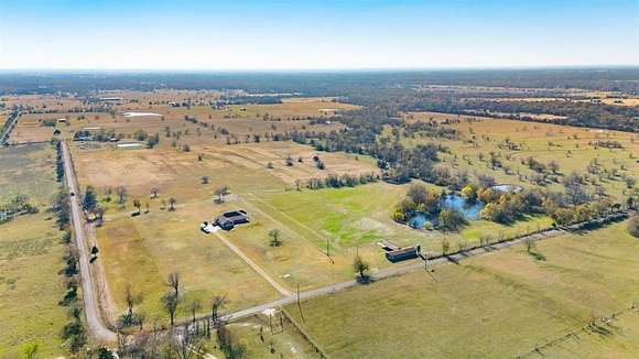 15.7 Acres of Recreational Land with Home for Sale in Dike, Texas