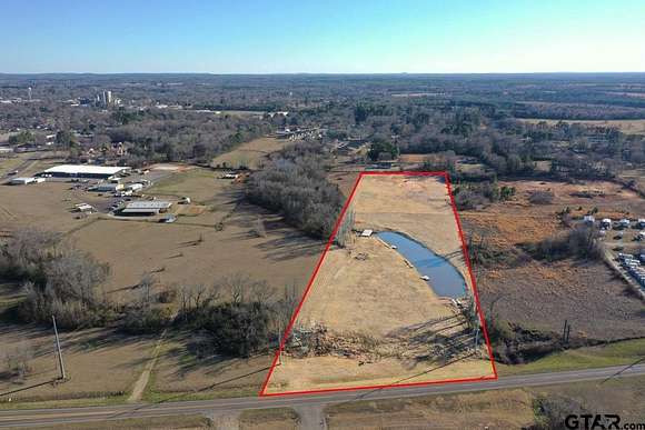 10.74 Acres of Commercial Land for Sale in Pittsburg, Texas