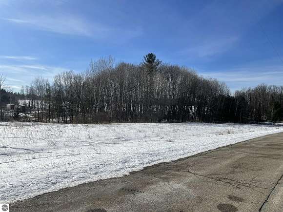 0.37 Acres of Land for Sale in Rose City, Michigan