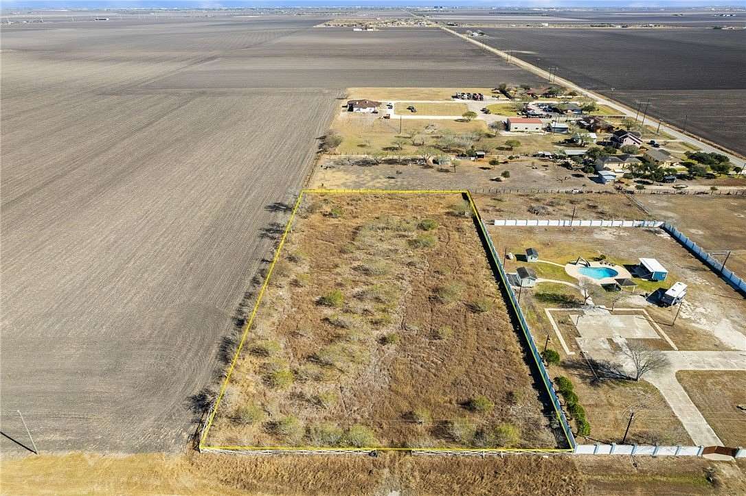 2 Acres of Residential Land for Sale in Robstown, Texas