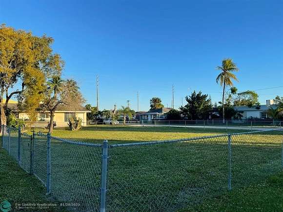 0.37 Acres of Residential Land for Sale in Hollywood, Florida