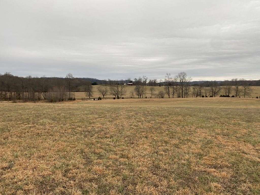2 Acres of Residential Land for Sale in Sparta, Tennessee