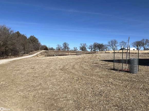 6 Acres of Residential Land for Sale in Fairfield, Iowa