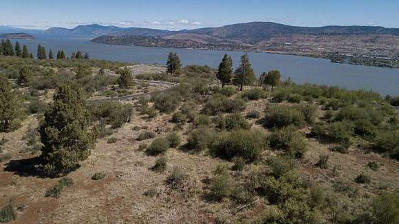 0.74 Acres of Residential Land for Sale in Klamath Falls, Oregon