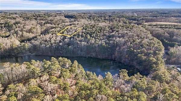 1.56 Acres of Residential Land for Sale in Union City, Georgia
