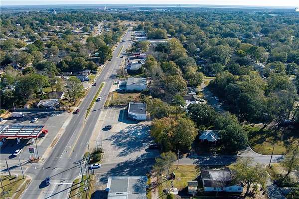 0.19 Acres of Commercial Land for Sale in Chickasaw, Alabama