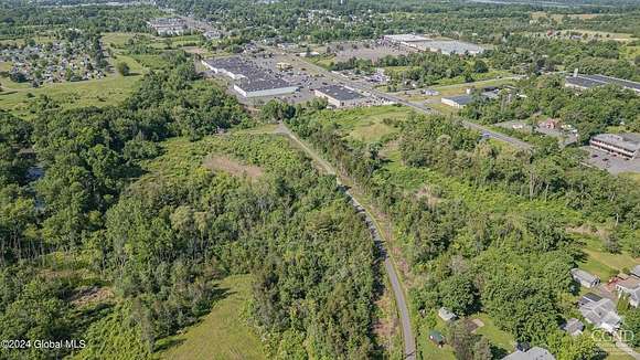 5.84 Acres of Mixed-Use Land for Sale in Greenport Town, New York