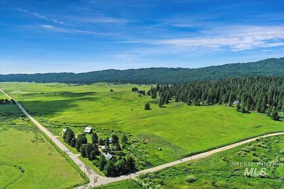 80 Acres of Recreational Land with Home for Sale in High Valley, Idaho