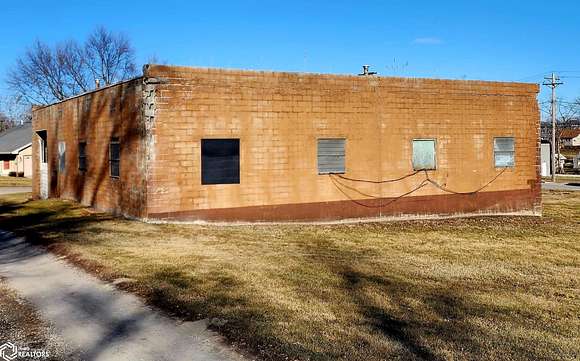 0.62 Acres of Commercial Land for Sale in Oskaloosa, Iowa