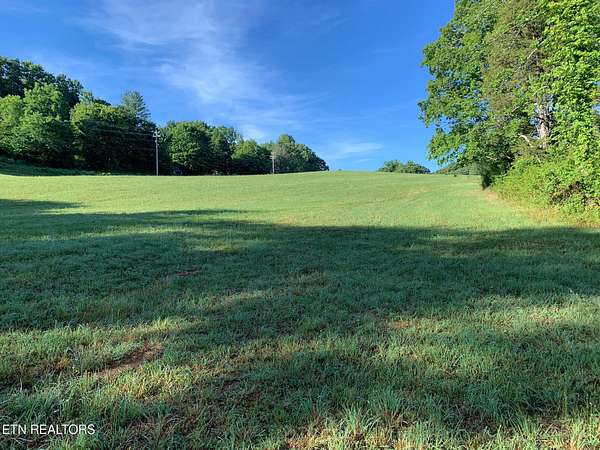 85.6 Acres of Mixed-Use Land for Sale in Clinton, Tennessee
