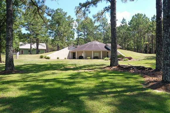 27.79 Acres of Land with Home for Sale in Ochlocknee, Georgia