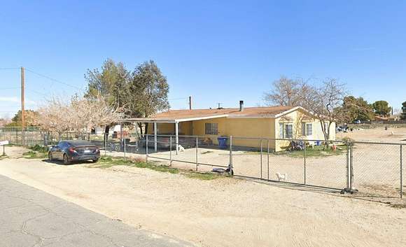 2.09 Acres of Residential Land with Home for Sale in Littlerock, California