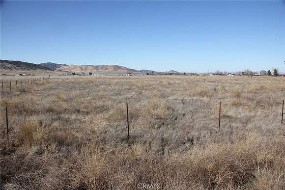 2.5 Acres of Land for Sale in Santa Margarita, California