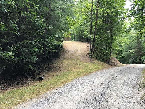 5.01 Acres of Residential Land for Sale in Purlear, North Carolina