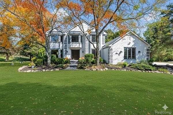 10.6 Acres of Land with Home for Sale in Highland, Michigan