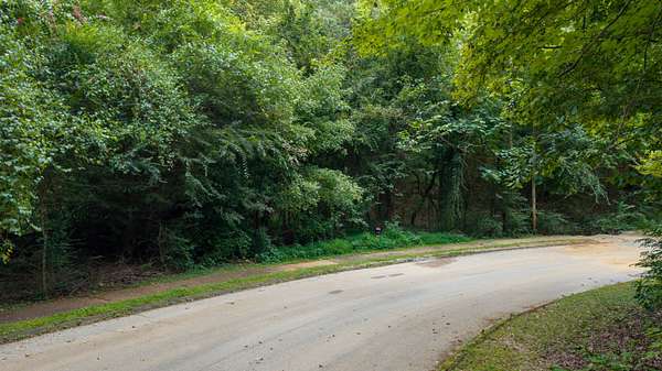 0.76 Acres of Residential Land for Sale in Chattanooga, Tennessee