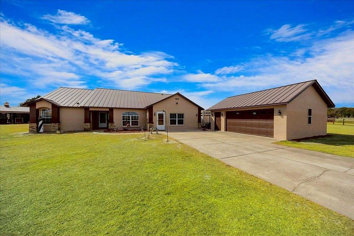 2.57 Acres of Land with Home for Sale in Ocala, Florida