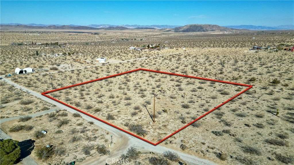 2.5 Acres of Land for Sale in Joshua Tree, California