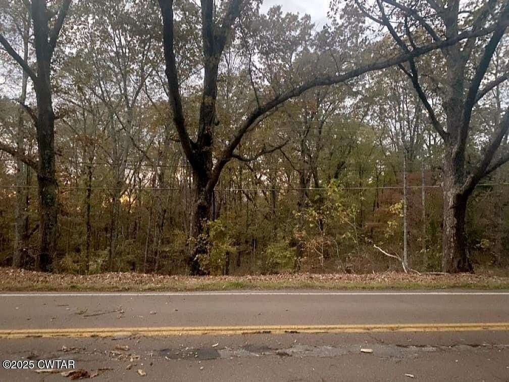 1 Acre of Land for Sale in Lexington, Tennessee