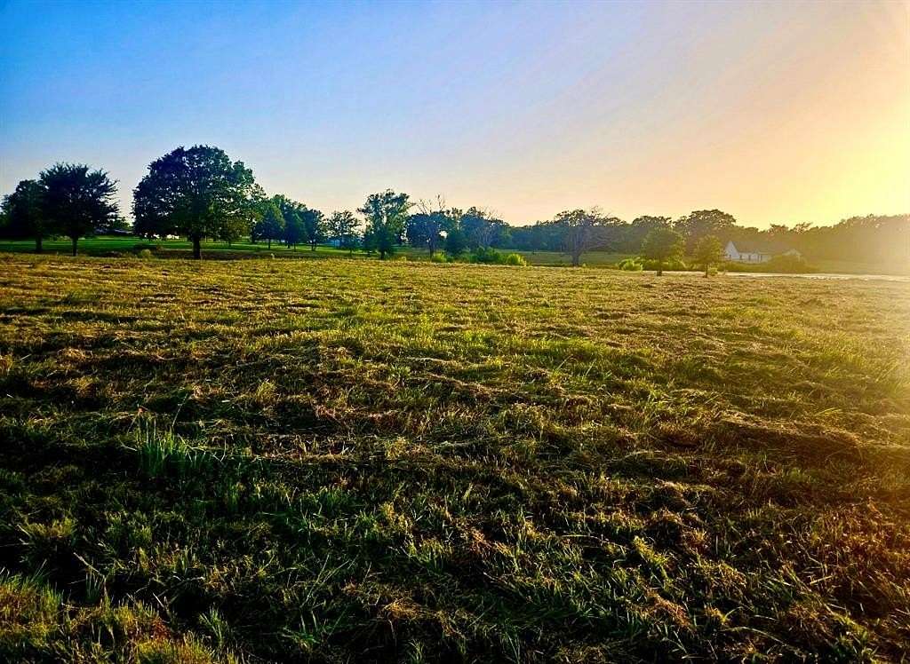 2.2 Acres of Residential Land for Sale in Saltillo, Texas