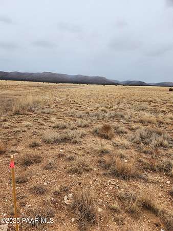 4 Acres of Land for Sale in Paulden, Arizona