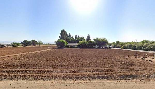 57.1 Acres of Improved Mixed-Use Land for Sale in Sanger, California