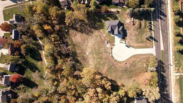 1.15 Acres of Residential Land for Sale in Urbandale, Iowa