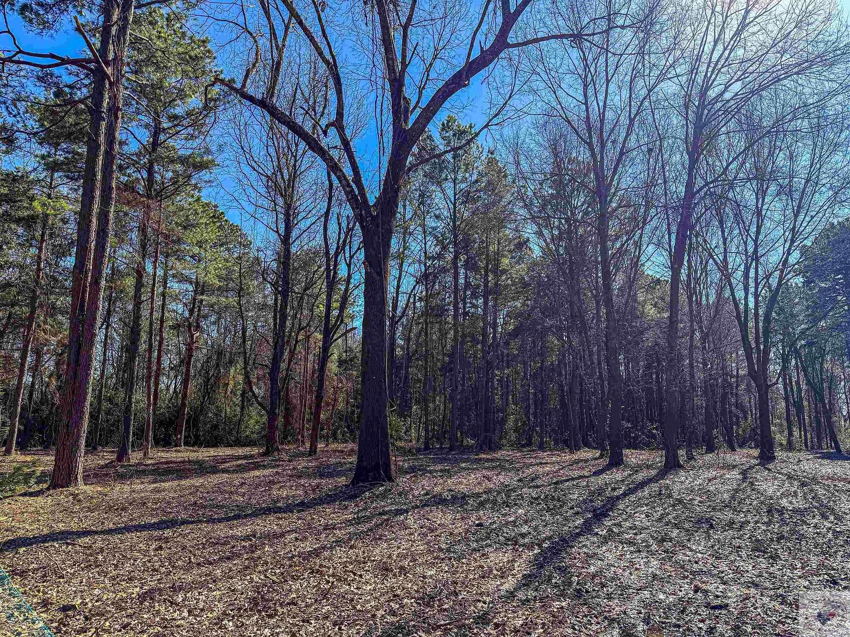 7.85 Acres of Residential Land for Sale in Texarkana, Arkansas