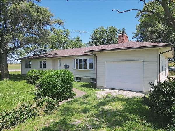 20 Acres of Land with Home for Sale in Welda, Kansas