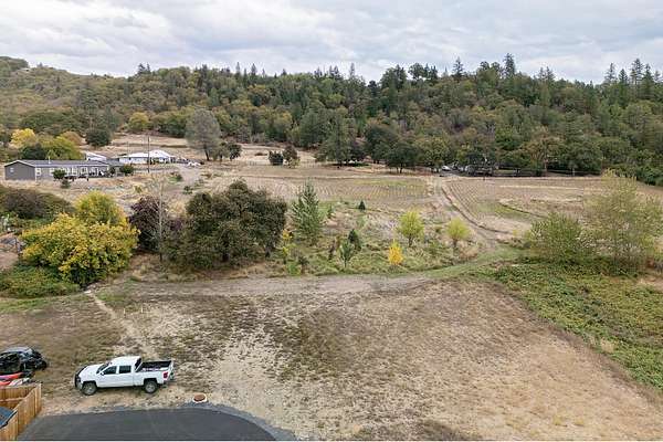 0.76 Acres of Residential Land for Sale in Rogue River, Oregon