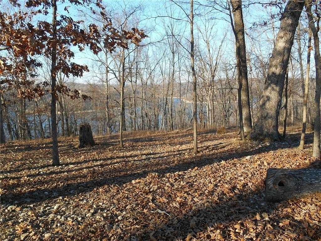 0.98 Acres of Residential Land for Sale in Eureka Springs, Arkansas