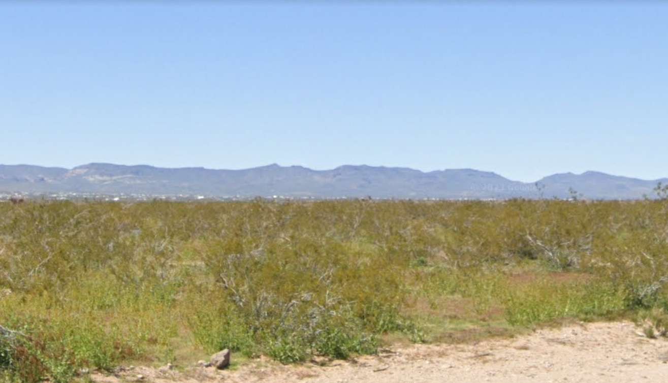 2.35 Acres of Residential Land for Sale in Golden Valley, Arizona