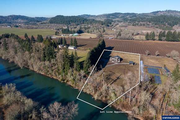 4.8 Acres of Residential Land with Home for Sale in Lebanon, Oregon