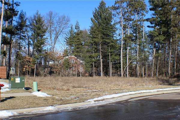 0.25 Acres of Land for Sale in Eau Claire, Wisconsin
