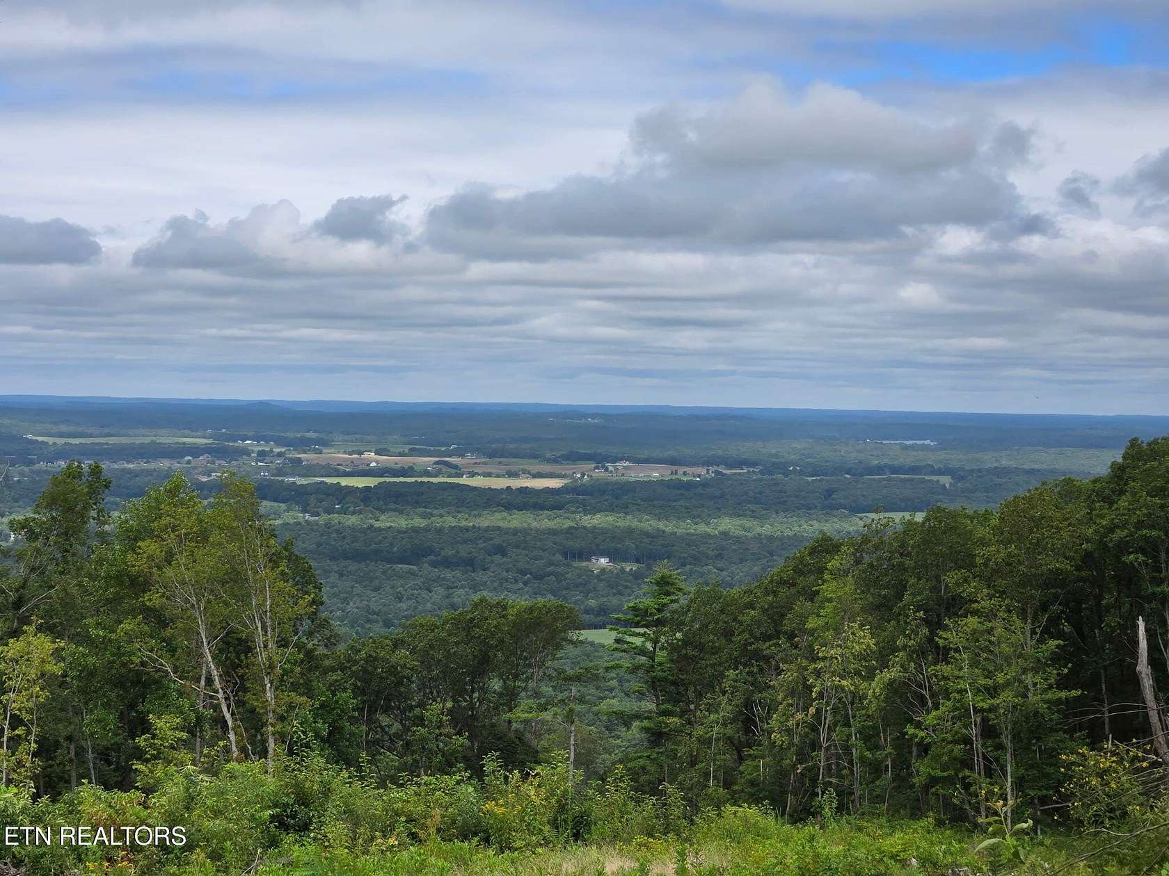 33.3 Acres of Recreational Land for Sale in Crossville, Tennessee