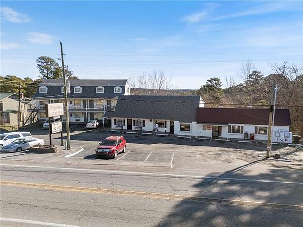 2.8 Acres of Improved Commercial Land for Sale in Eureka Springs, Arkansas