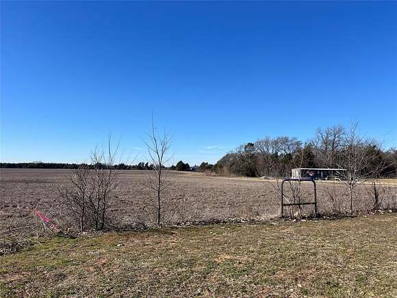 3 Acres of Land for Sale in Whitesboro, Texas