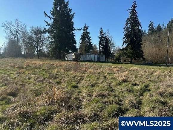 1.75 Acres of Residential Land for Sale in Jefferson, Oregon