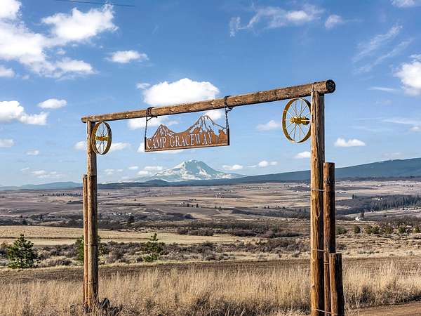 160 Acres of Land with Home for Sale in Goldendale, Washington