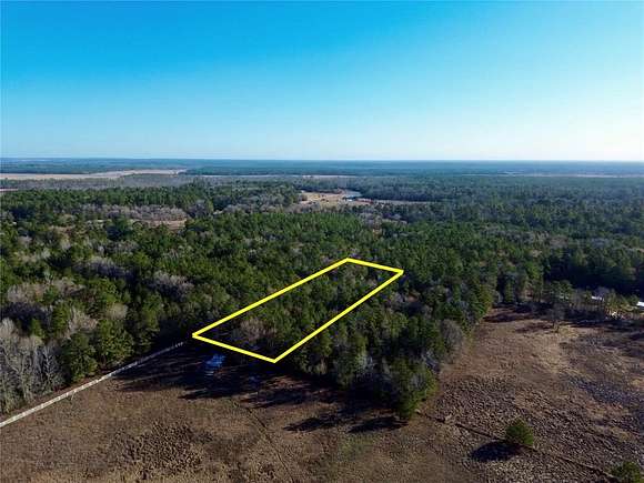 2.5 Acres of Land for Sale in Crockett, Texas