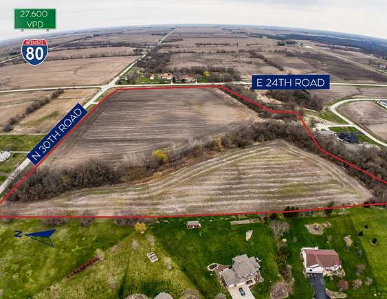 32.96 Acres of Land for Sale in Marseilles, Illinois