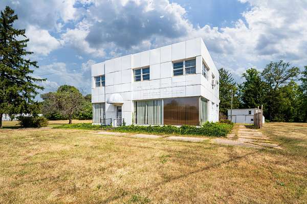 8.84 Acres of Improved Mixed-Use Land for Sale in Benton Harbor, Michigan